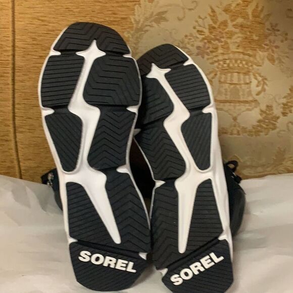 NWOT SOREL KINETC RNEGD CONQUEST WATERPROOF HIGH TOP SNEAKERS SIZE 10 - Picture 6 of 8